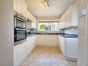 Photo 16- click for photo gallery